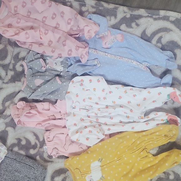 Baby Girl Lot.  Mostly 0-3/3m. Over 50 Items - Picture 4 of 9